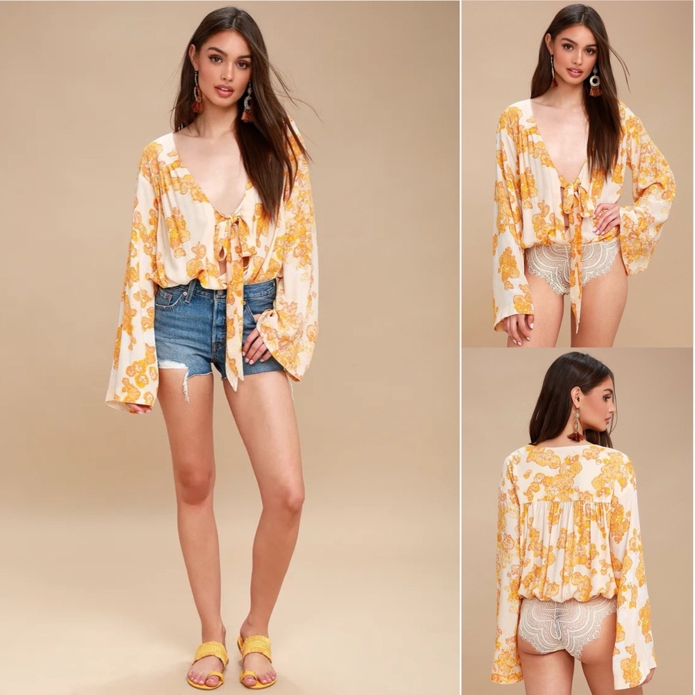 FREE PEOPLE Forties Feels Printed Bell-Sleeve Bodysuit‎ Size XS
